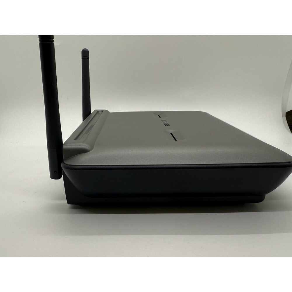 Belkin F5D7231-4 125 Mbps 4-Port 10/100 Wireless G Router Tested W/Cables - Picture 2 of 7